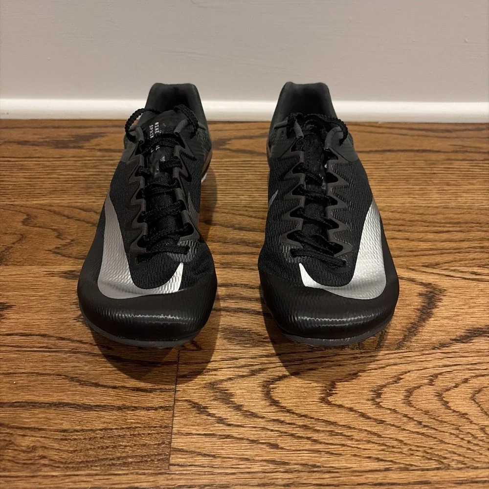 Nike zoom rival
